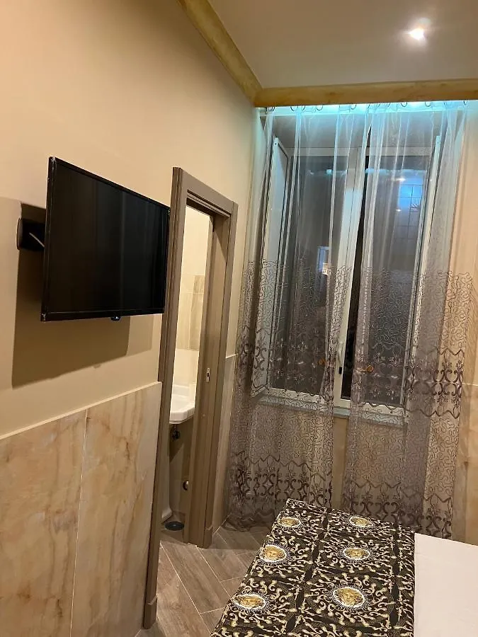 Hotel Iris