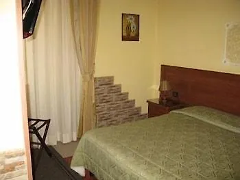 Hotel Iris Nápoles