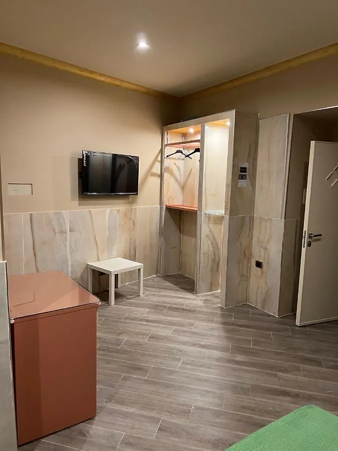 Hotel Iris Неаполь