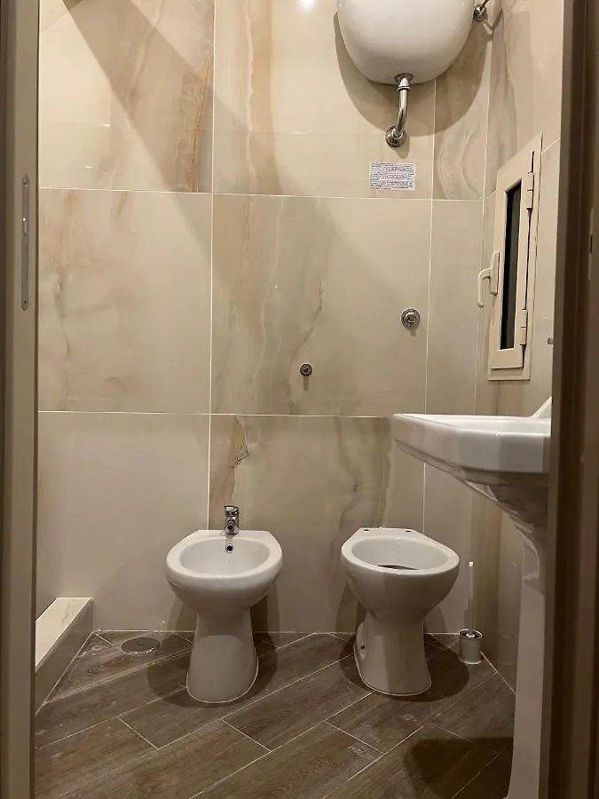 Hotel Iris Неаполь