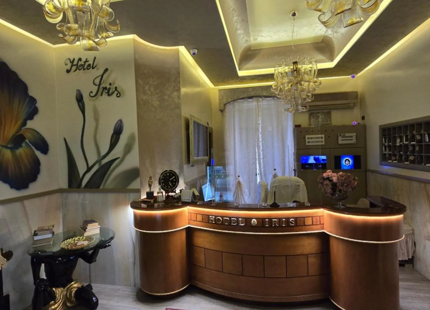 Hotel Iris Неаполь