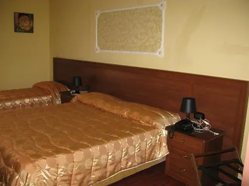 Hotel Iris Неаполь 0*,  Италия